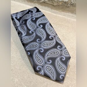Michael Kors Midnight Blue Black Paisley Pattern 100% Silk Men's Tie Thick BG